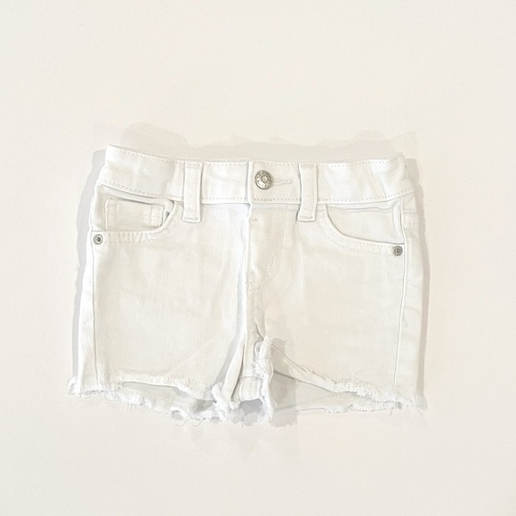 Cat & Jack 2T white denim shorts - Picture 1 of 7